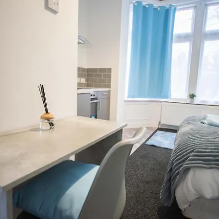 Warwick Spaces Lejlighedshotel *