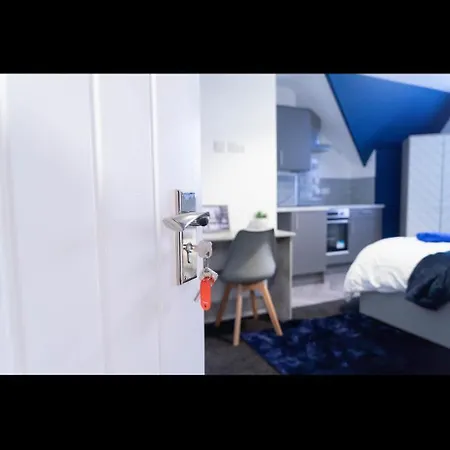 Warwick Spaces * Карлайл