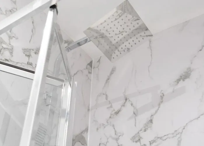 Apart-hotel Warwick Spaces