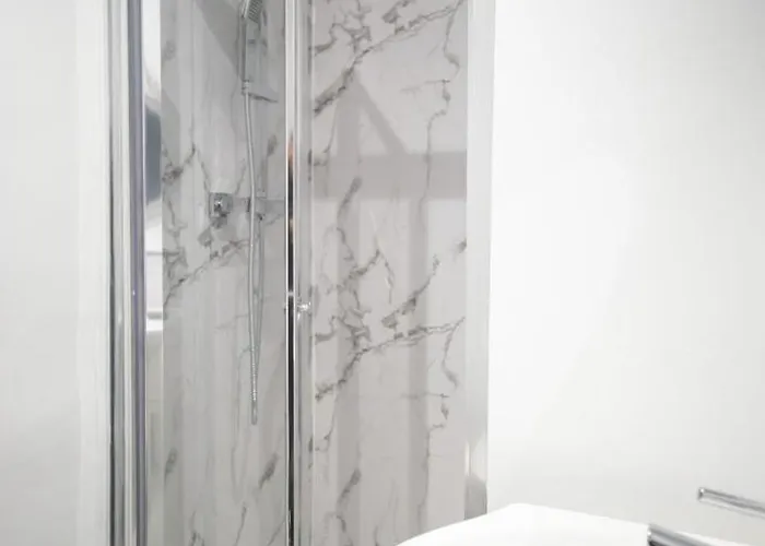 Apart-hotel Warwick Spaces