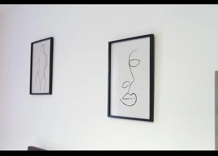 Warwick Spaces Apart-hotel *